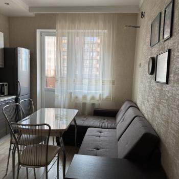 Сдается 1-комнатная квартира, 48,5 м²