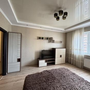 Сдается 1-комнатная квартира, 48,5 м²