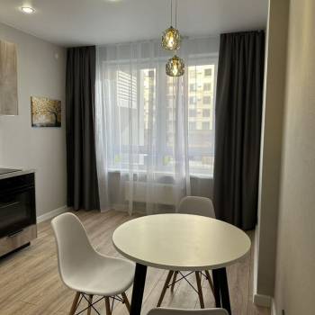 Сдается 1-комнатная квартира, 39 м²