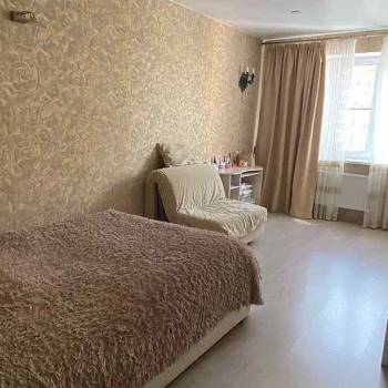 Сдается 1-комнатная квартира, 46 м²