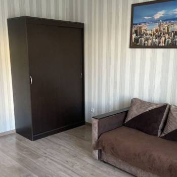 Продается 1-комнатная квартира, 40 м²