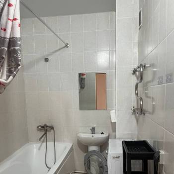 Сдается 2-х комнатная квартира, 60 м²