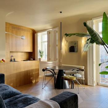 Продается 2-х комнатная квартира, 58 м²