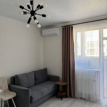 Сдается 1-комнатная квартира, 35 м²