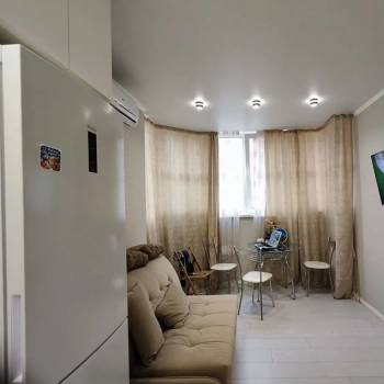 Продается 1-комнатная квартира, 43 м²
