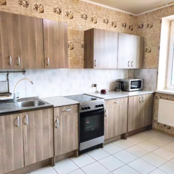 Продается 1-комнатная квартира, 42 м²