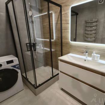 Сдается 2-х комнатная квартира, 75 м²