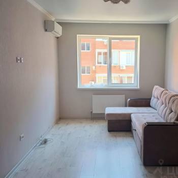 Продается 1-комнатная квартира, 38,6 м²