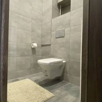 Сдается 2-х комнатная квартира, 90 м²