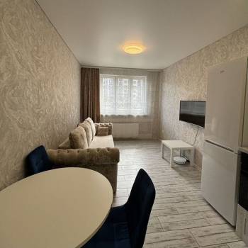 Сдается 1-комнатная квартира, 45 м²