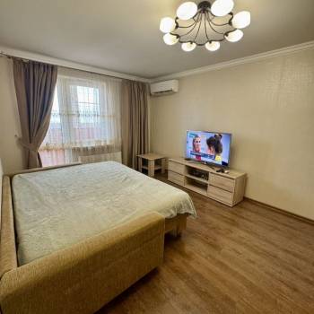 Продается 1-комнатная квартира, 37,5 м²