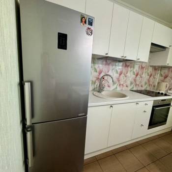 Продается 1-комнатная квартира, 37,5 м²