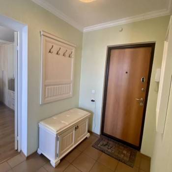 Продается 1-комнатная квартира, 37,5 м²
