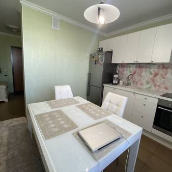 Продается 1-комнатная квартира, 37,5 м²