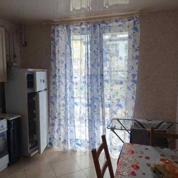Сдается 1-комнатная квартира, 37 м²