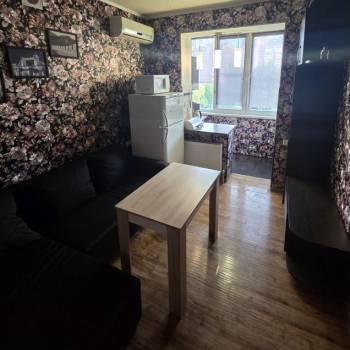 Сдается 1-комнатная квартира, 37 м²