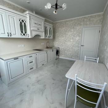 Сдается 1-комнатная квартира, 37 м²