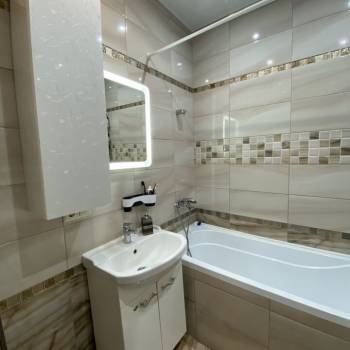 Продается 3-х комнатная квартира, 64 м²