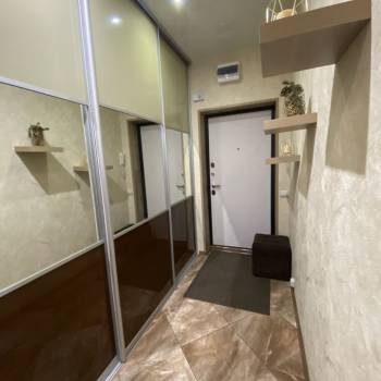 Продается 3-х комнатная квартира, 64 м²