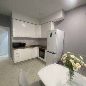Сдается 1-комнатная квартира, 42 м²
