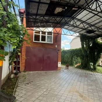 Продается Дом, 180 м²