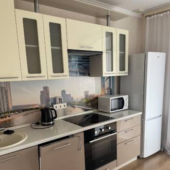 Сдается 1-комнатная квартира, 38 м²
