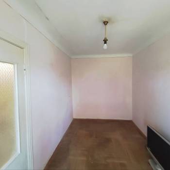 Продается 3-х комнатная квартира, 56 м²