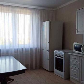 Сдается 1-комнатная квартира, 43 м²