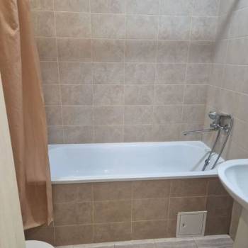 Сдается 1-комнатная квартира, 50 м²