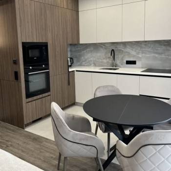 Продается 1-комнатная квартира, 39 м²