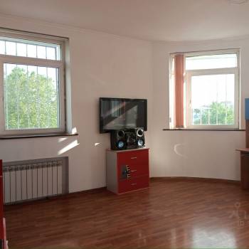 Сдается Многокомнатная квартира, 125 м²