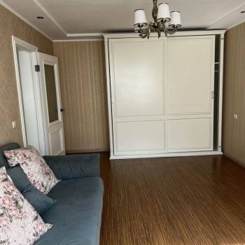 Сдается 1-комнатная квартира, 39 м²