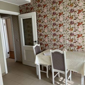 Сдается 1-комнатная квартира, 39 м²