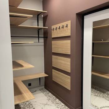 Продается 1-комнатная квартира, 44 м²