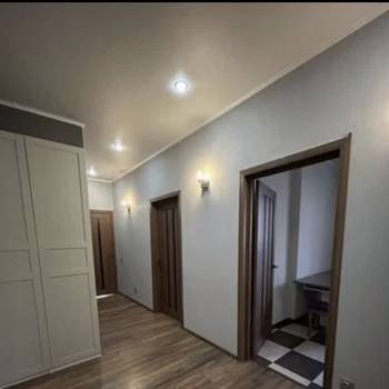 Сдается 2-х комнатная квартира, 64 м²