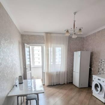 Сдается 1-комнатная квартира, 45,1 м²