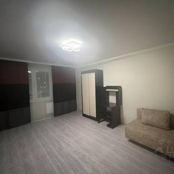 Сдается 1-комнатная квартира, 37,8 м²