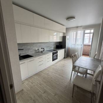 Продается 1-комнатная квартира, 42,1 м²