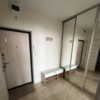 Продается 1-комнатная квартира, 42,1 м²