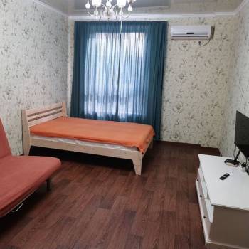 Сдается 1-комнатная квартира, 42 м²