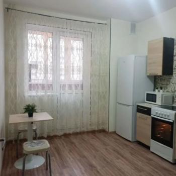 Сдается 1-комнатная квартира, 43 м²