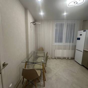 Сдается 2-х комнатная квартира, 58 м²