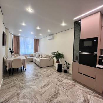 Продается 2-х комнатная квартира, 70 м²