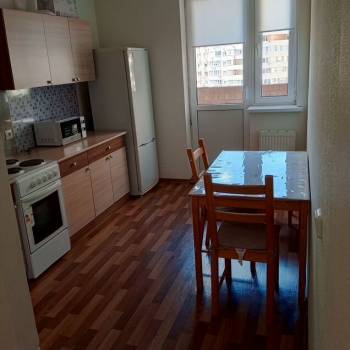 Сдается 1-комнатная квартира, 38 м²