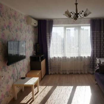 Сдается 1-комнатная квартира, 45 м²