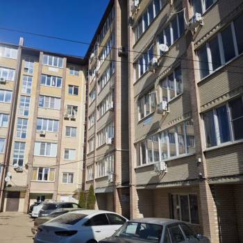 Продается 1-комнатная квартира, 33 м²