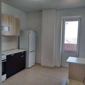 Продается 1-комнатная квартира, 40,2 м²