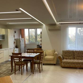 Продается 2-х комнатная квартира, 73,3 м²