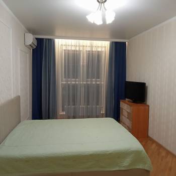 Сдается Многокомнатная квартира, 80 м²