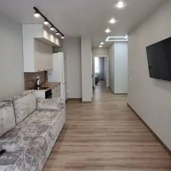 Сдается Многокомнатная квартира, 64 м²